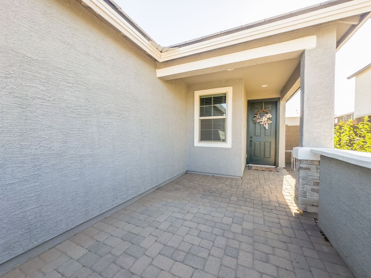 2554 S 179th Dr - Photo 3 of 29