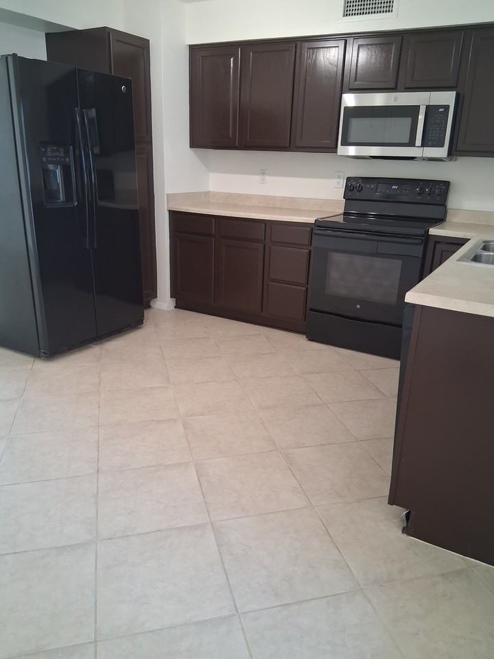 17833 N 26th St - Photo 2 of 17