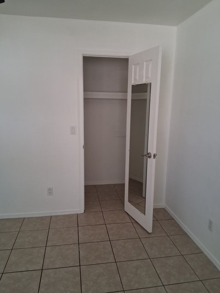 17833 N 26th St - Photo 4 of 17