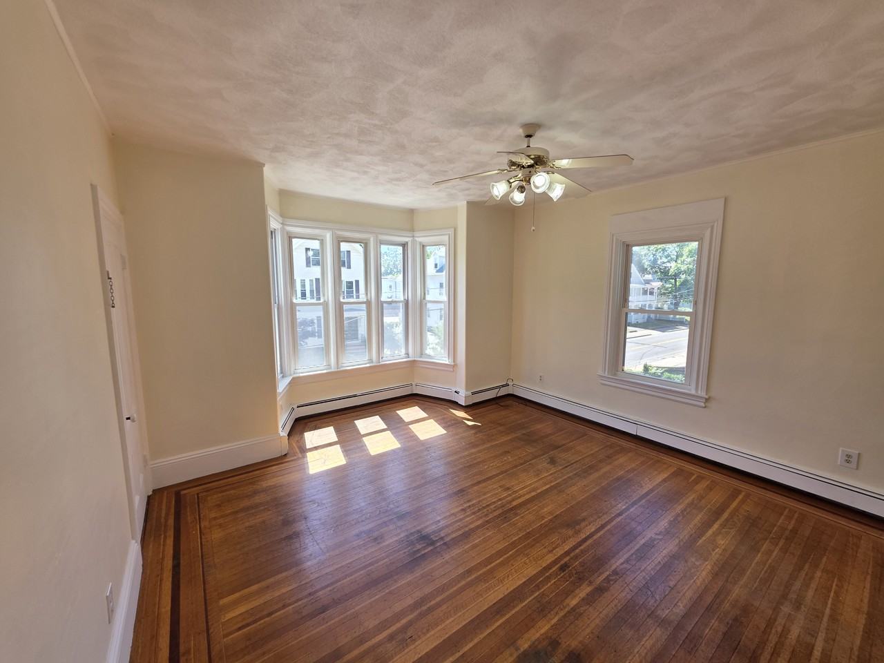 143 Union St - Photo 2 of 11