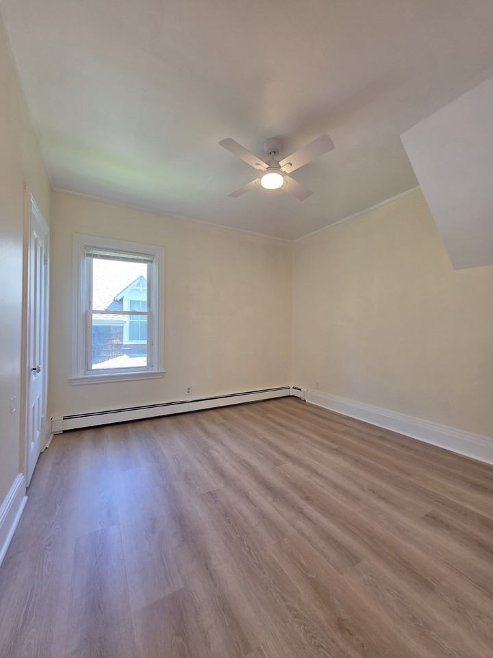 143 Union St - Photo 6 of 11
