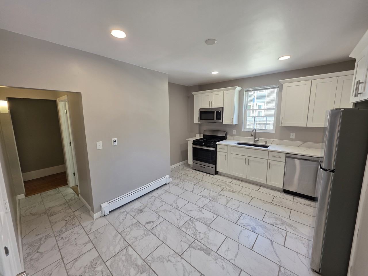 62 Seventh St - Photo 6 of 12