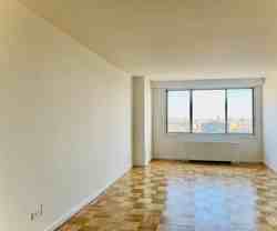 3333 Henry Hudson Pkwy #16V - Photo 1 of 1