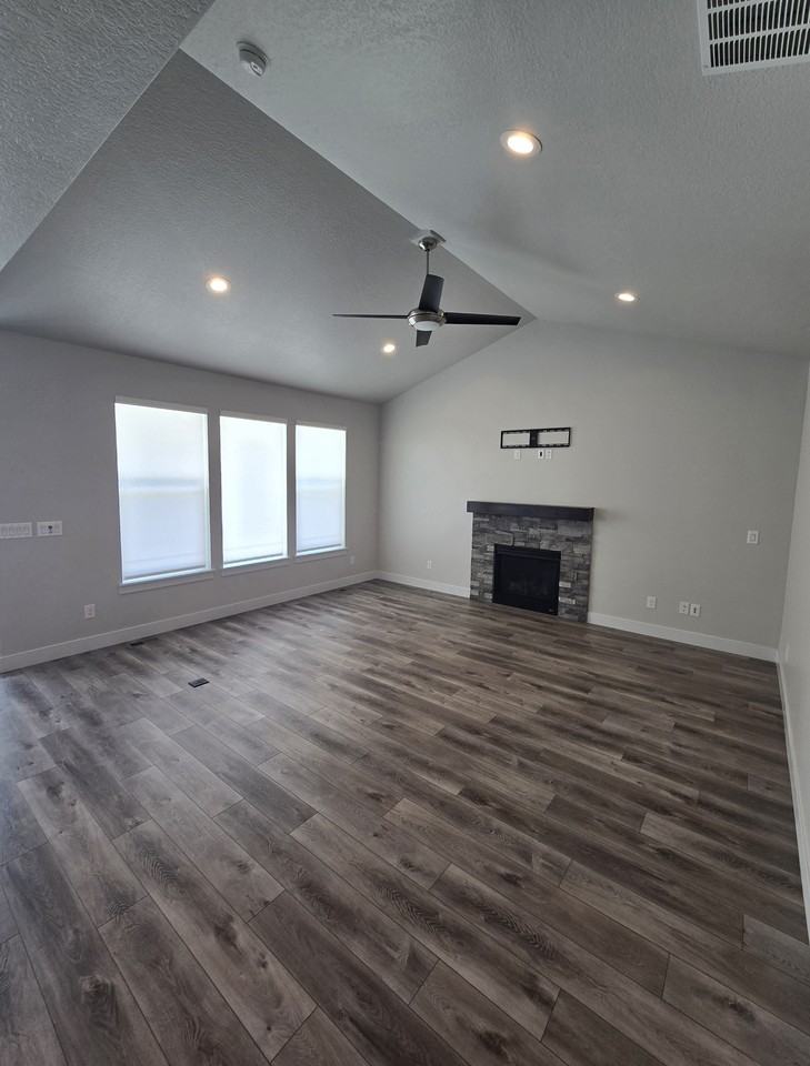 3253 W Oxford Loop - Photo 6 of 20