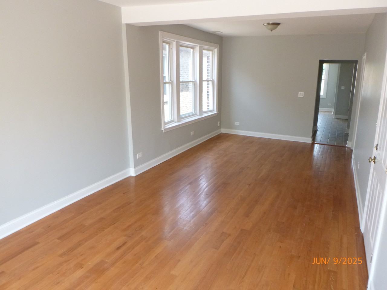 3126 W 54th Pl #2 - Photo 2 of 9