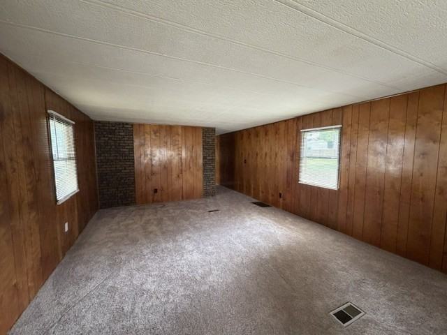 1962 Seymore Ave - Photo 3 of 10