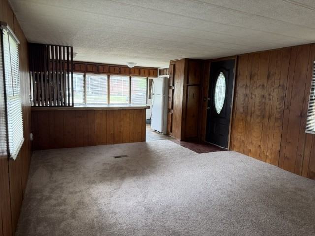1962 Seymore Ave - Photo 4 of 10