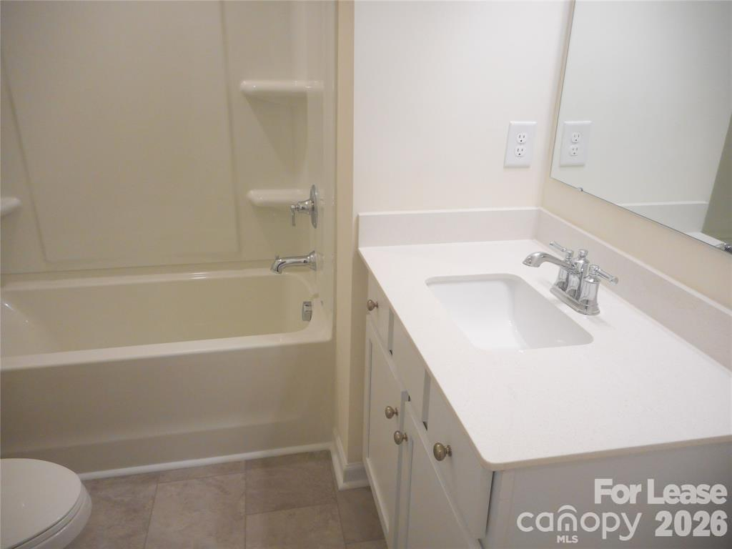 3548 Secrest Lndg - Photo 5 of 16