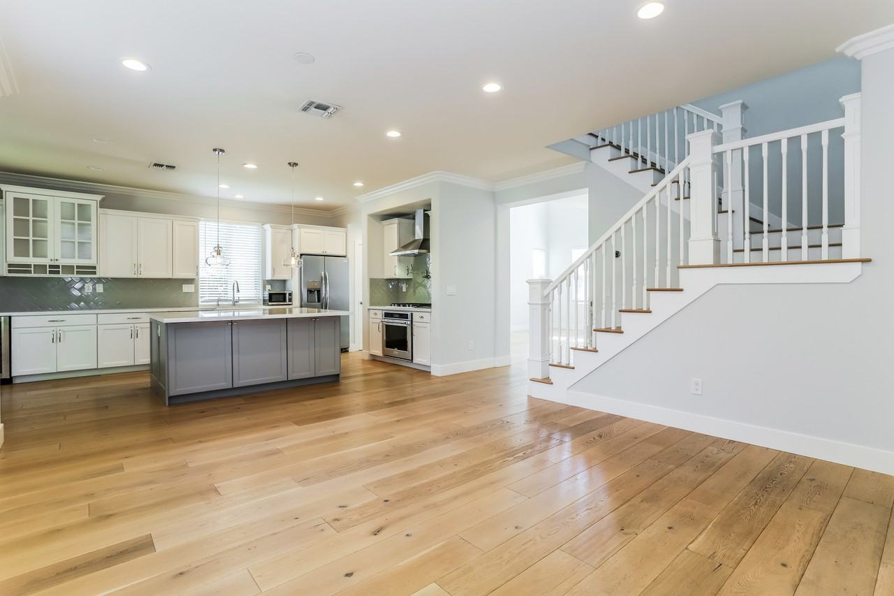 7808 Abbington Way - Photo 3 of 20