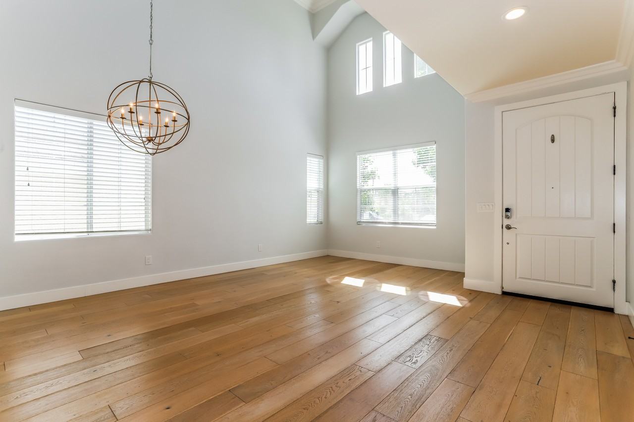 7808 Abbington Way - Photo 6 of 20