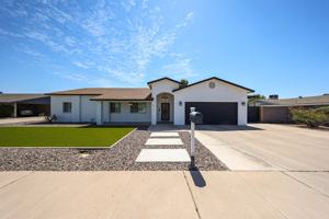 featured image of 813 N Almond Cir