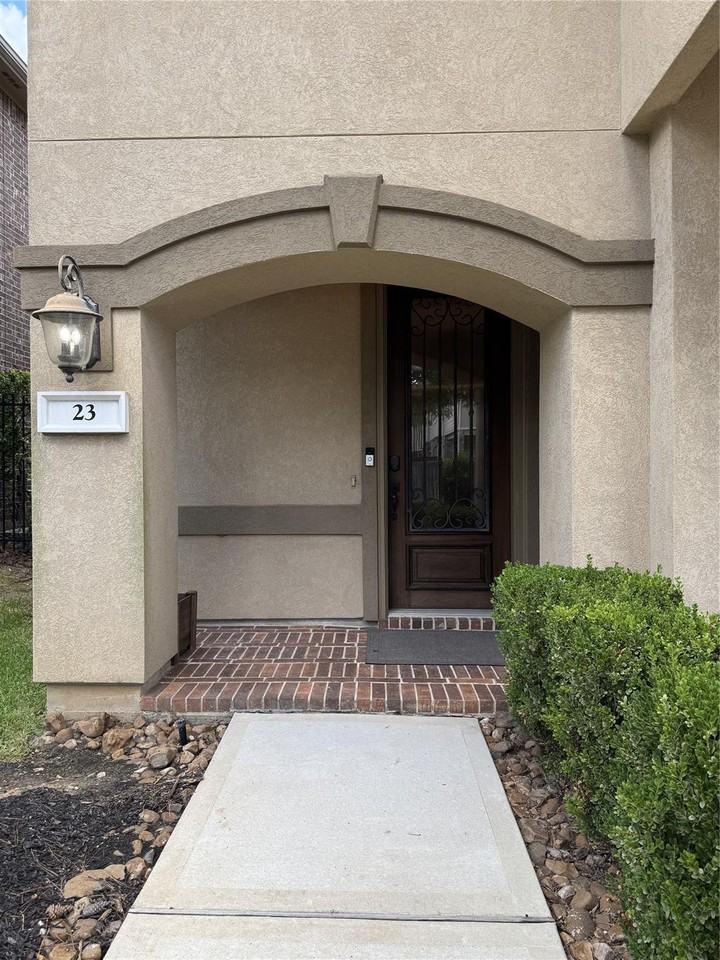 23 Dylan Branch Dr - Photo 3 of 9