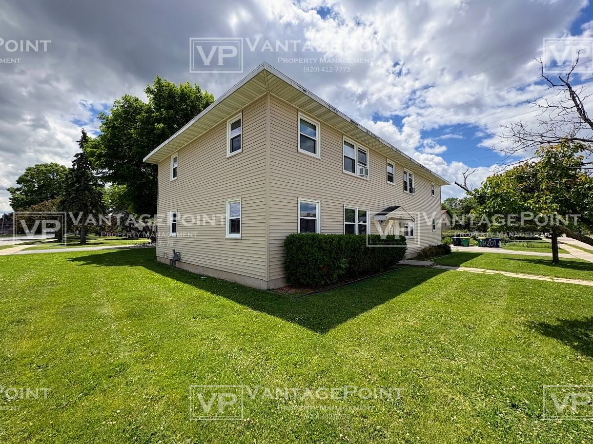 2120 Van Deuren Street - Photo 2 of 16
