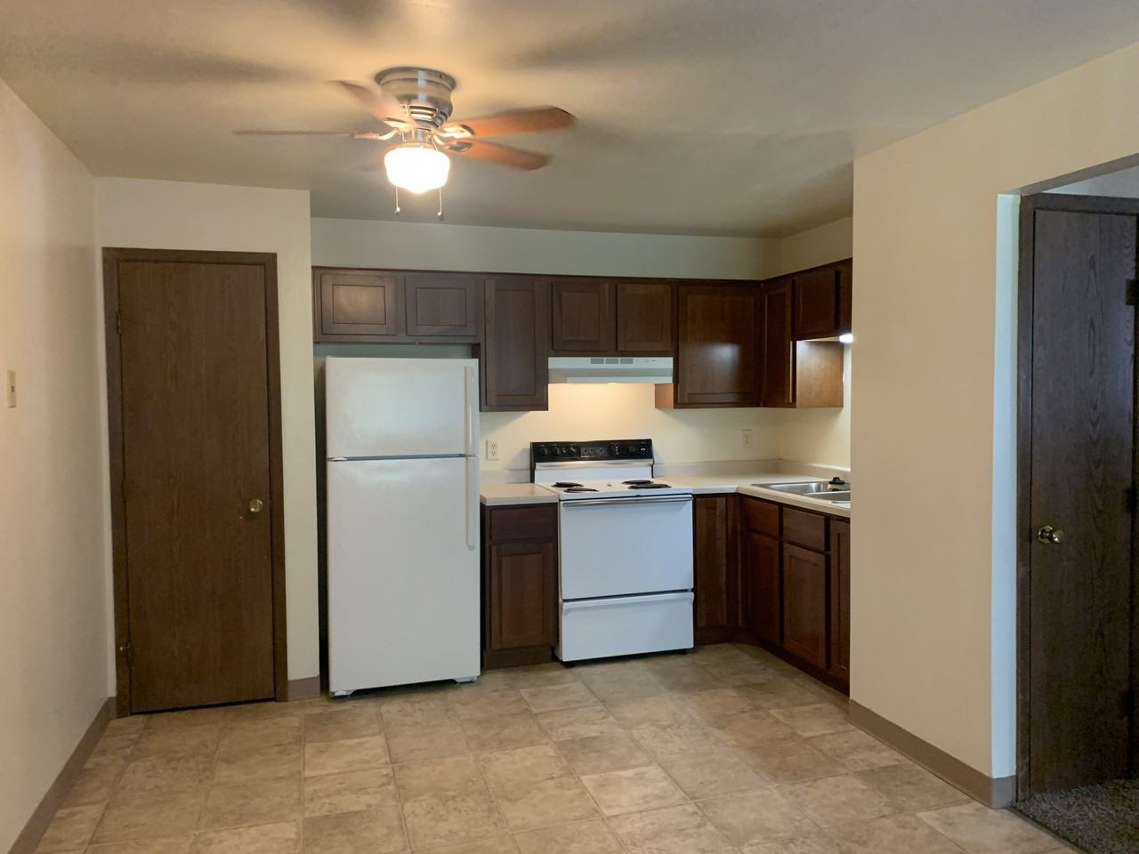 3240 Packer Drive - Photo 2 of 12