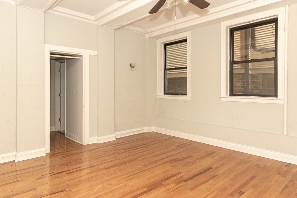 4641 N Paulina St #103 - Photo 5 of 16