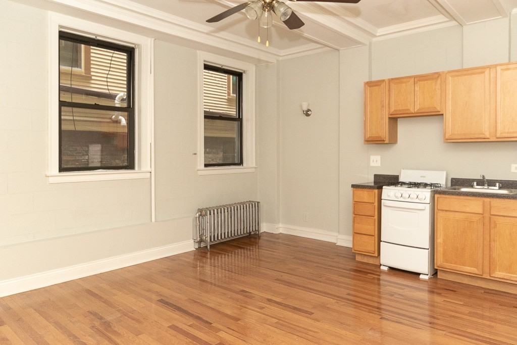 4641 N Paulina St #103 - Photo 7 of 16