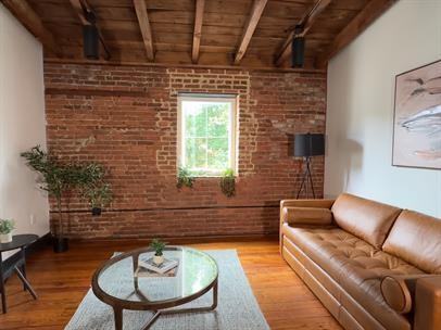 437 West Grant Street-204 - Photo 2 of 13