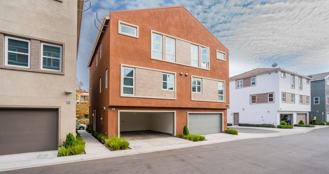 2700 E Chaucer St - Photo 1 of 1