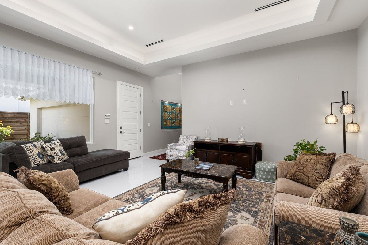 Pelican Ave - Photo 3 of 18