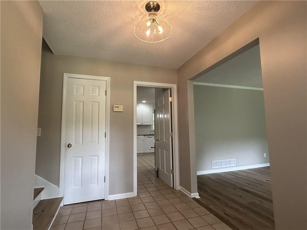 2271 Fox Hound Pkwy - Photo 4 of 37