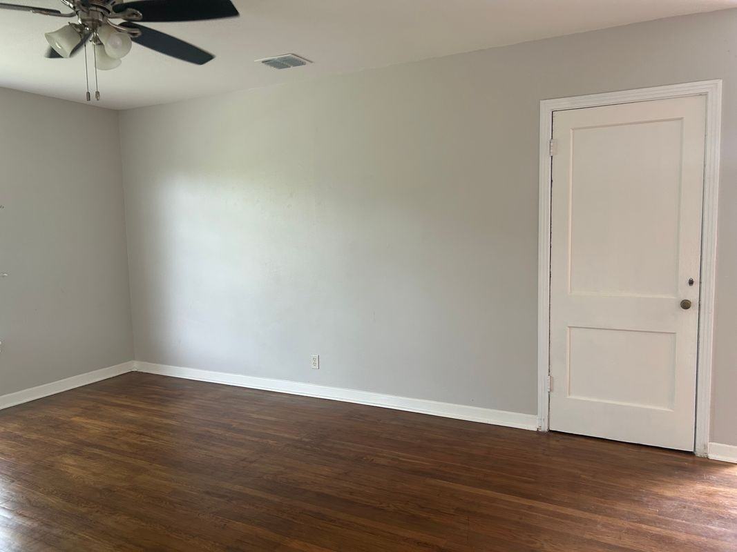2039 W Mulberry Ave - Photo 5 of 26