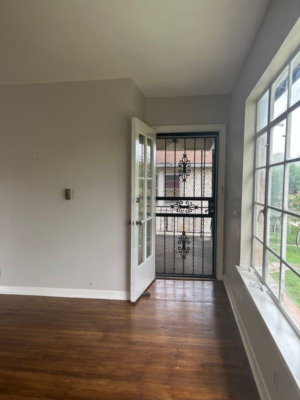 2039 W Mulberry Ave - Photo 7 of 26