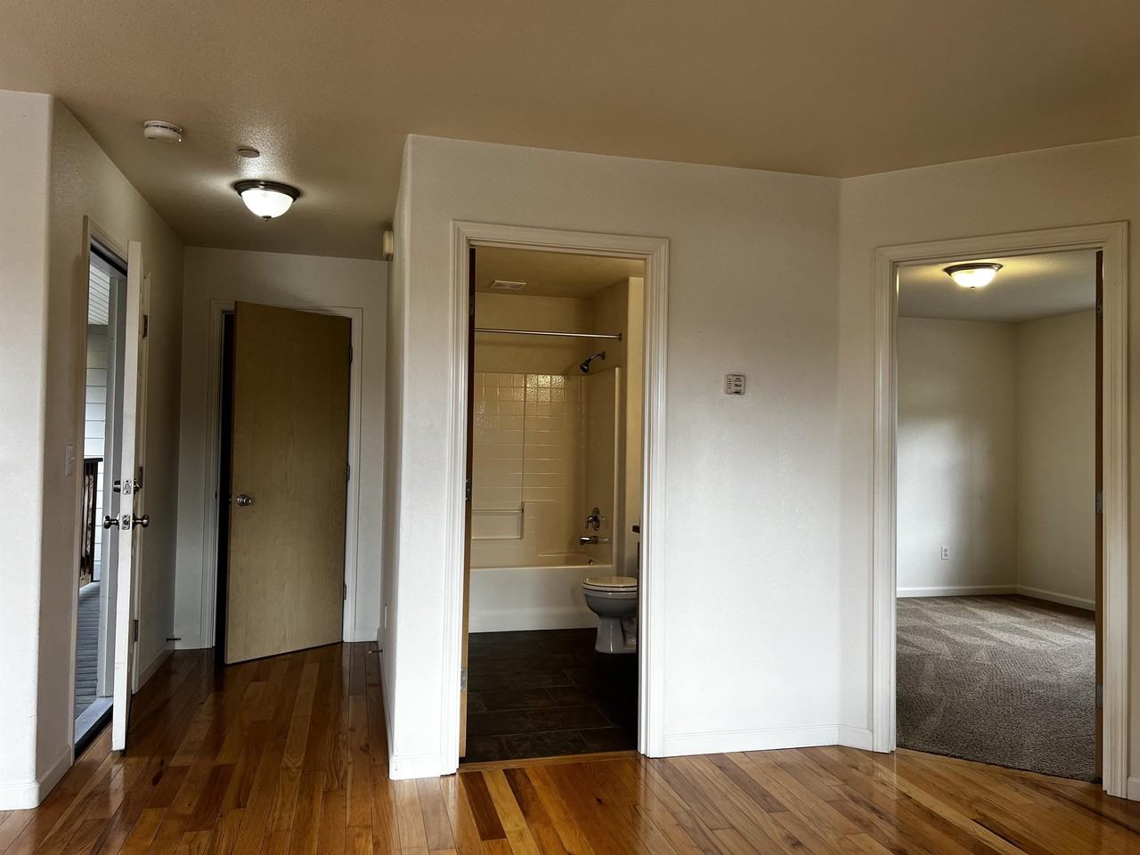 1660 Margo Lane D - Photo 3 of 12