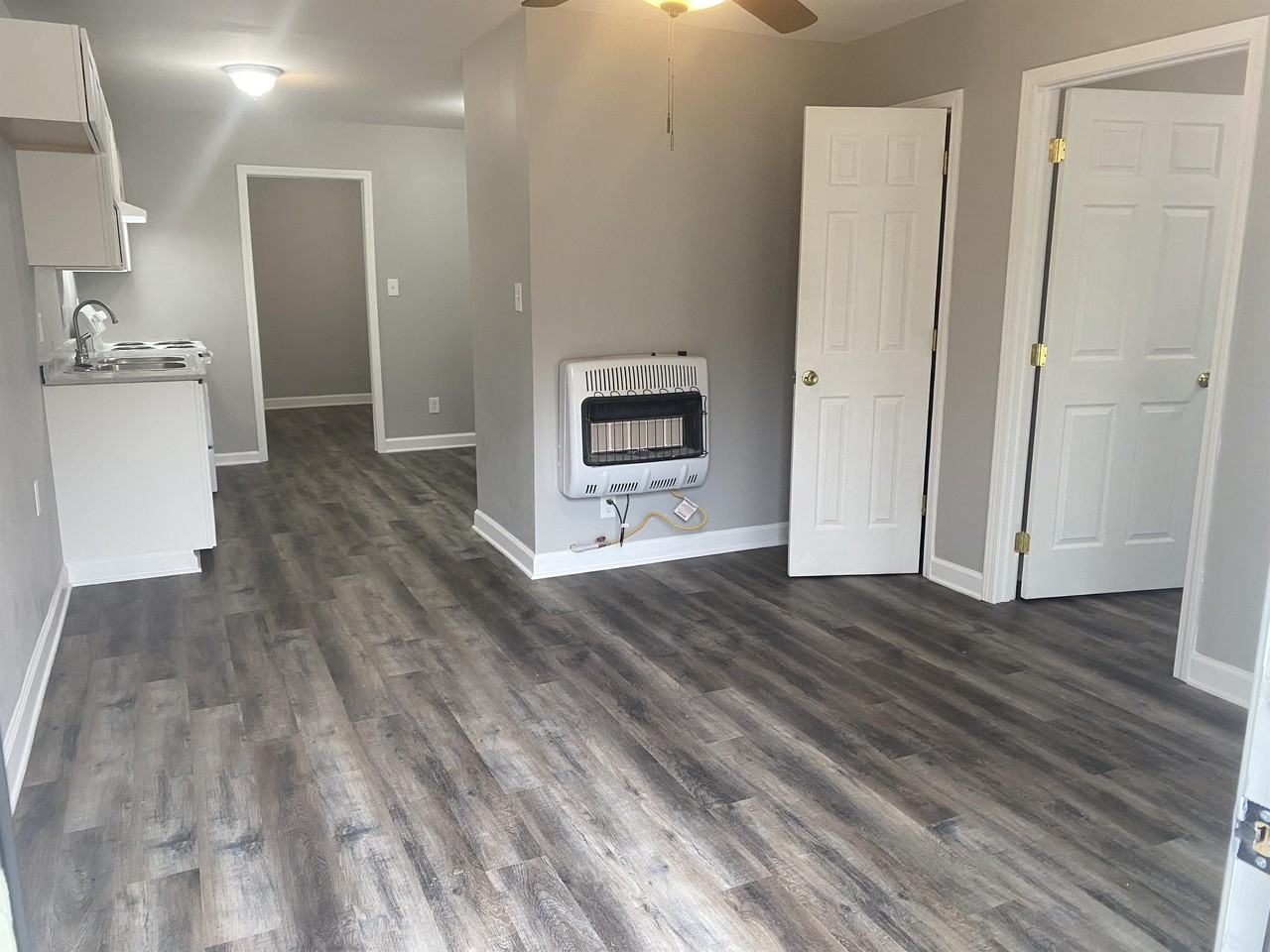 1009 Ingram Street - Photo 3 of 10