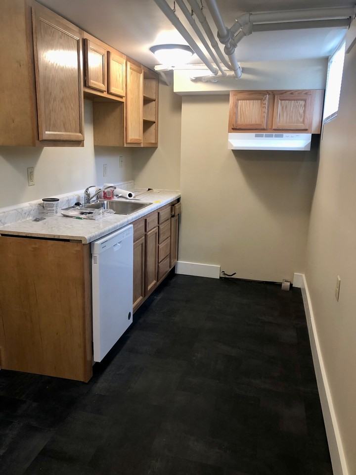 822 S 4th Street - Photo 4 of 11