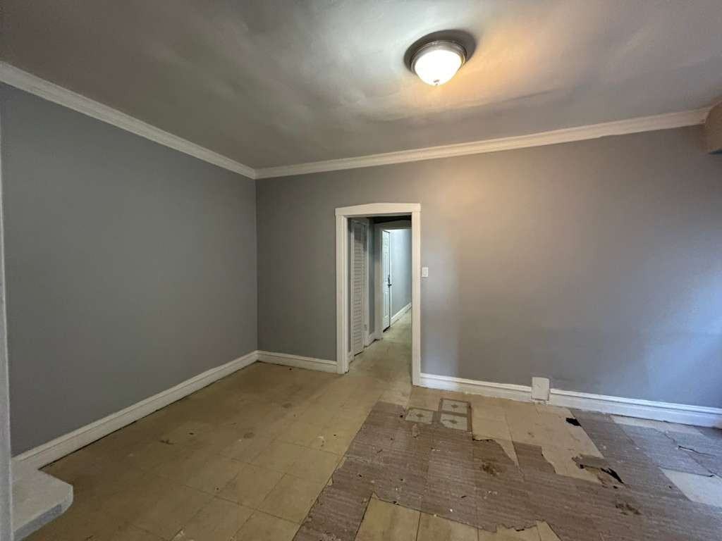 5916 West Roosevelt Road STOP AND GO FURNITURE - Photo 7 of 9