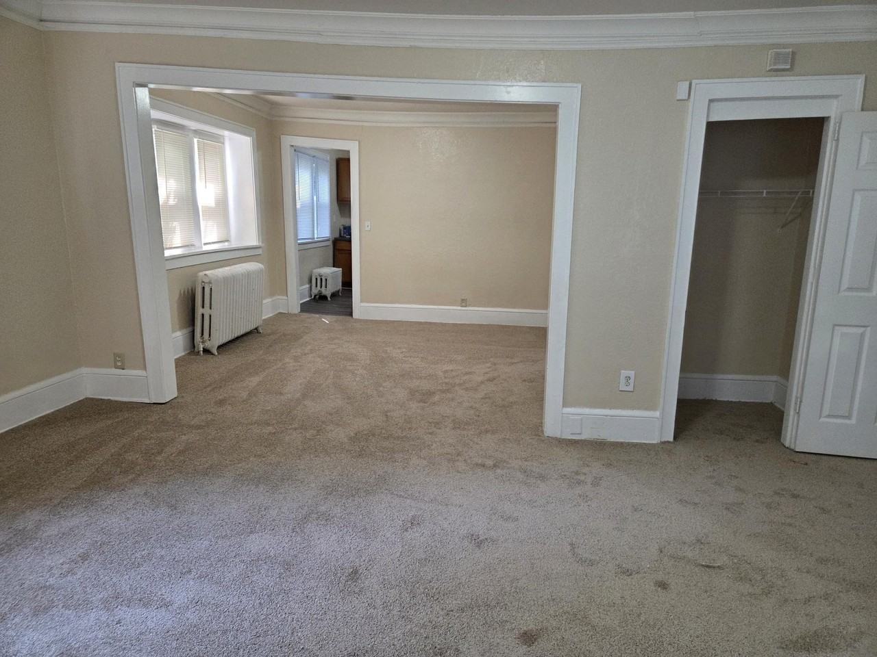 2649 Humboldt Avenue North - Photo 5 of 22