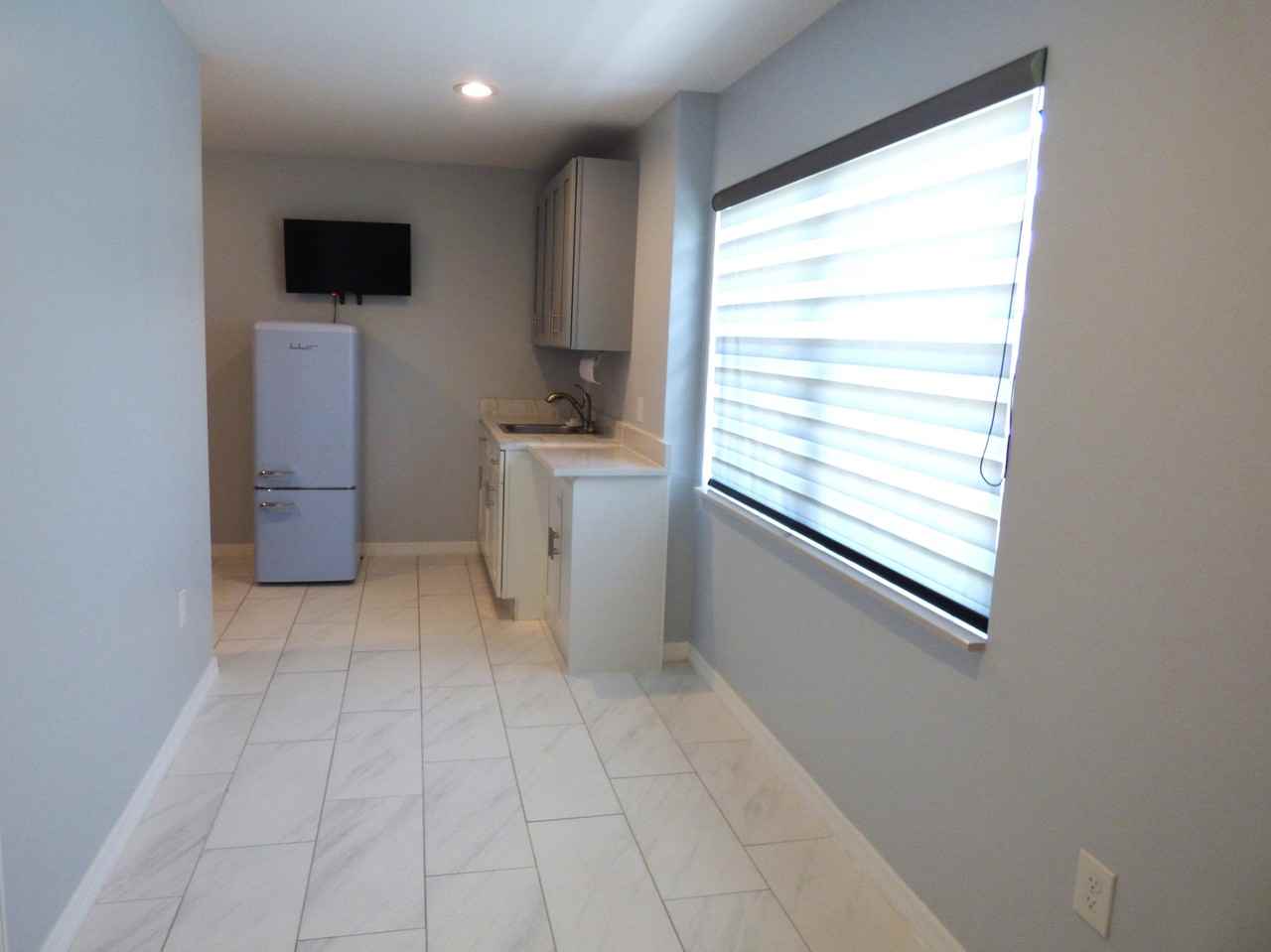 601 Southwest Haas Avenue #E - Photo 2 of 6