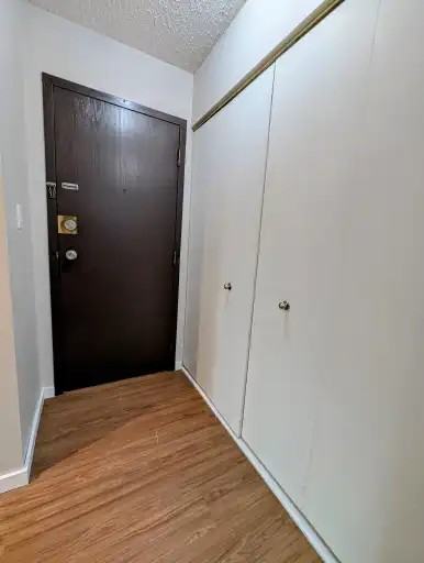 5812 57 Ave #206 - Photo 6 of 10