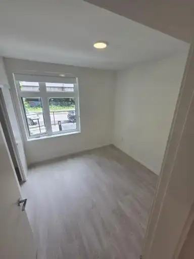 3262 Vanness Ave - Photo 6 of 15