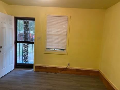 1452 Ethlyn Ave #1 - Photo 7 of 8