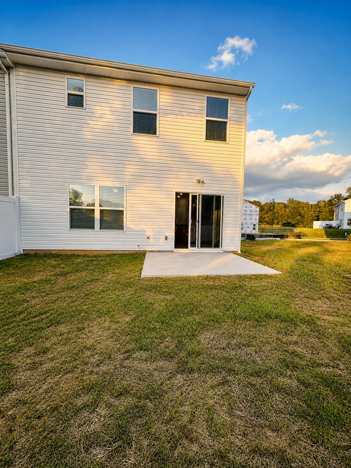 Muskogee Dr #4725 - Photo 2 of 20