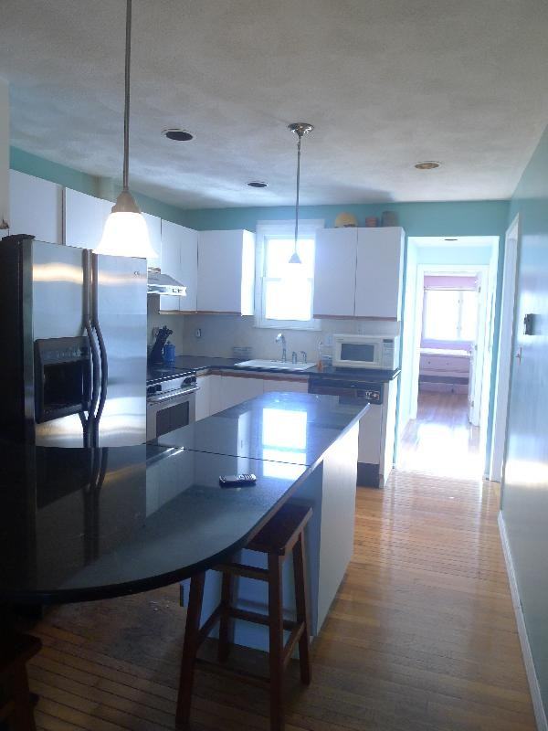 271 Sumner St #4 - Photo 2 of 12