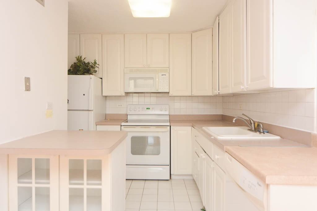 5098 N Marine Dr #PJ11 - Photo 2 of 20