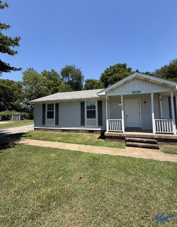 345 Creekwood Ct #B - Photo 2 of 16