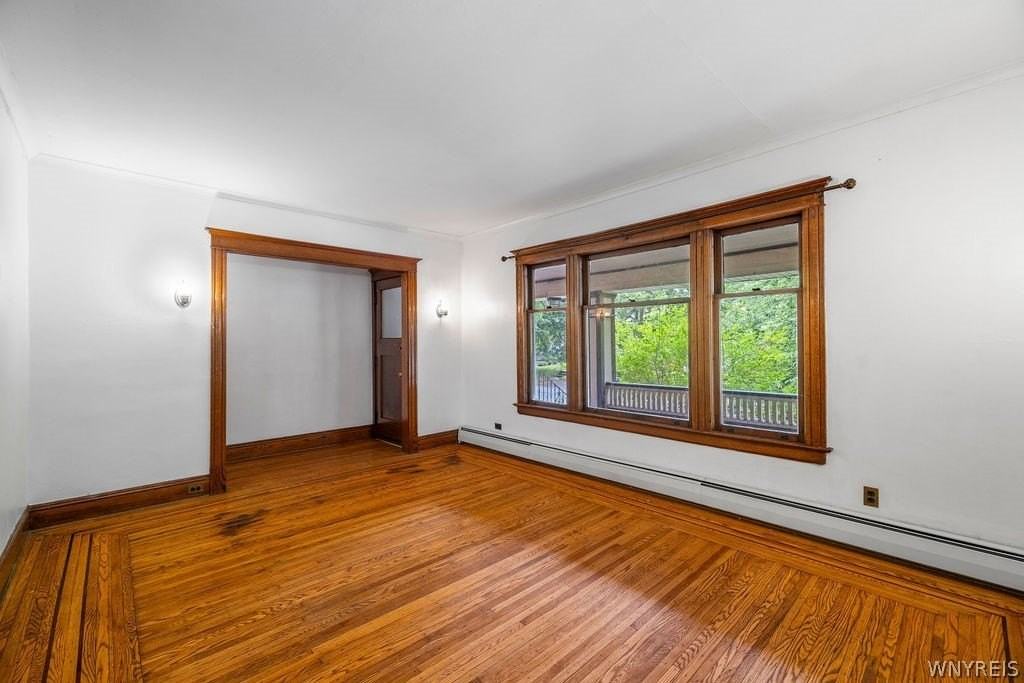 845 Potomac Ave #1 - Photo 4 of 18