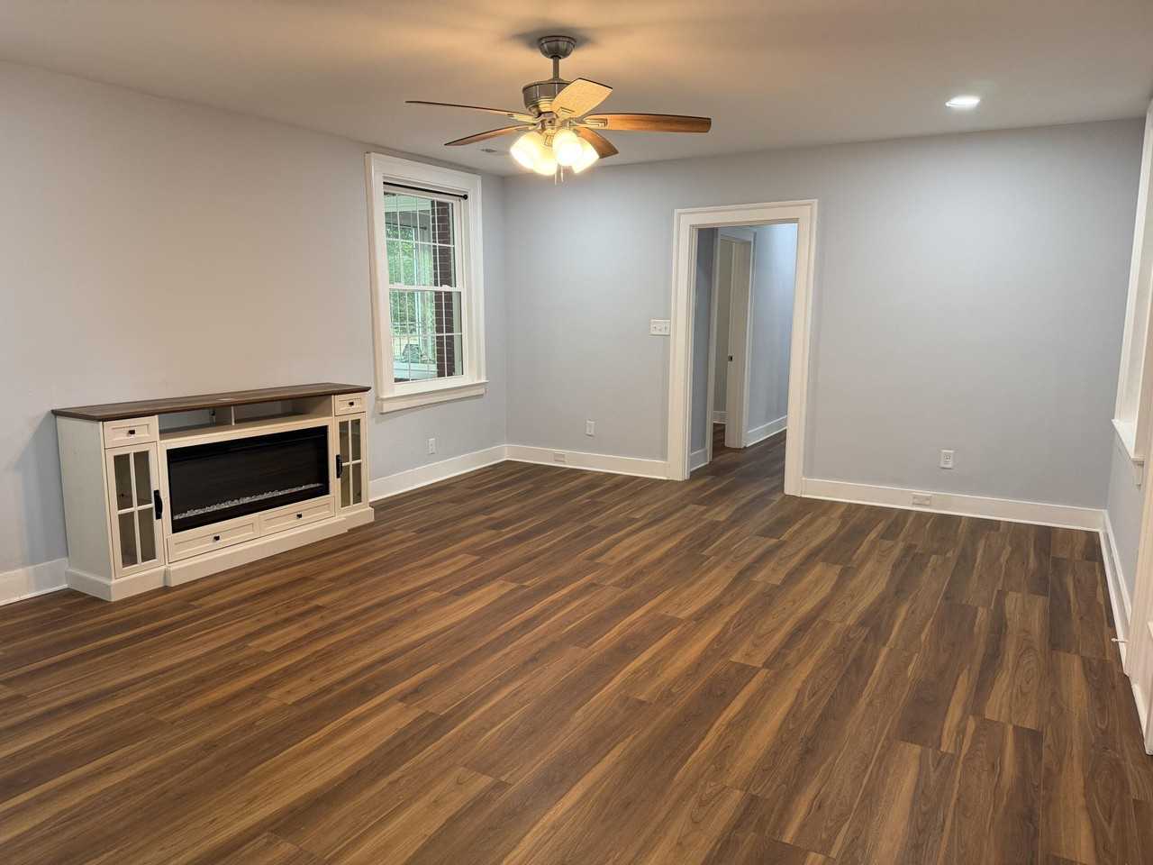 1211 Glenwood Dr - Photo 3 of 27