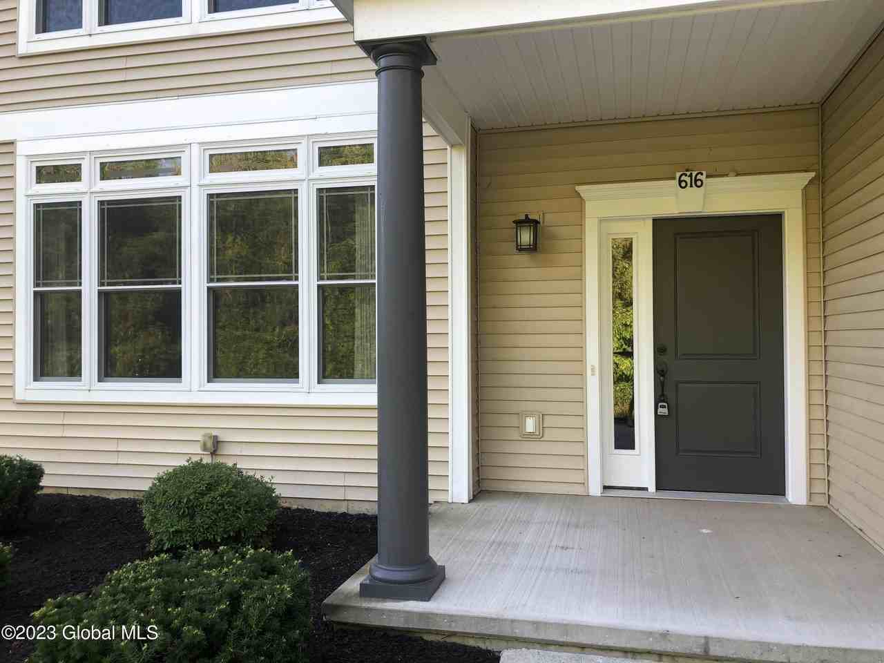 616 Lois Ln - Photo 2 of 25
