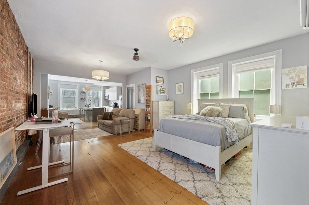 1411 Washington 24 - Photo 4 of 23