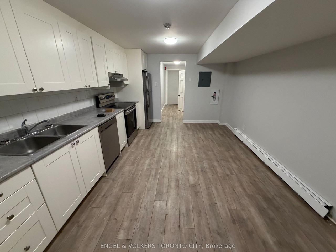 10 Mosley St - Photo 6 of 23