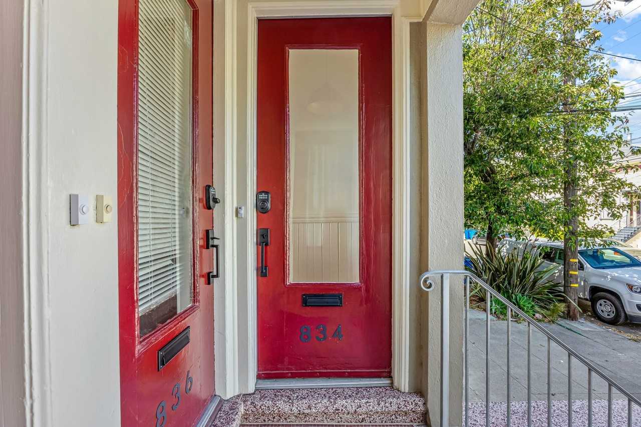 834 York St #834 - Photo 4 of 29