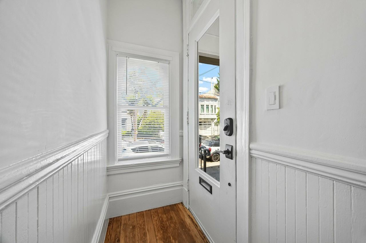 834 York St #834 - Photo 5 of 29