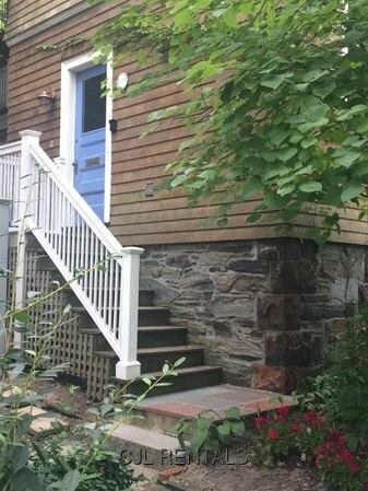 120 Upland Rd - Photo 2 of 10