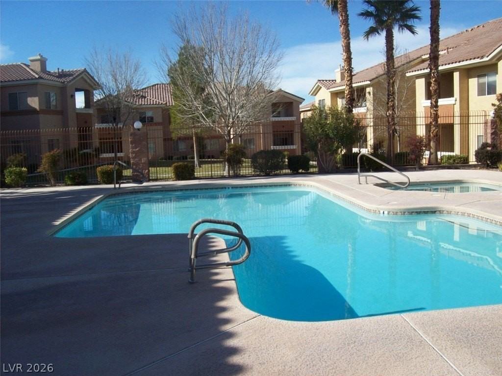 1050 E Cactus Ave #1101 - Photo 3 of 8