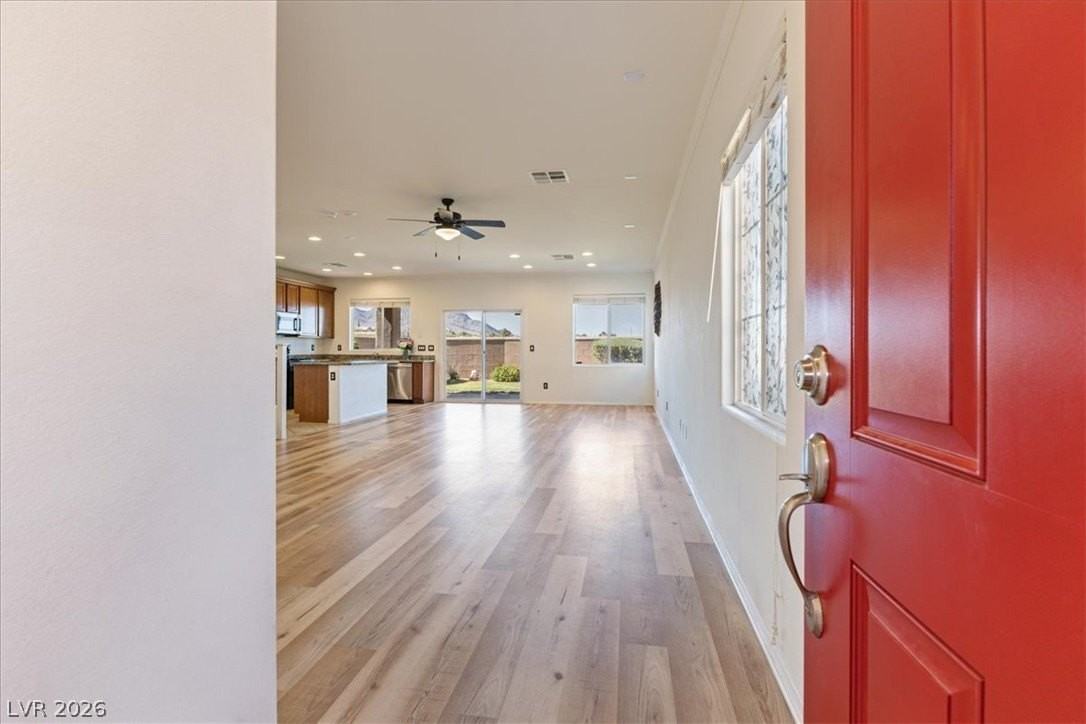 11204 Robin Park Ave - Photo 2 of 34