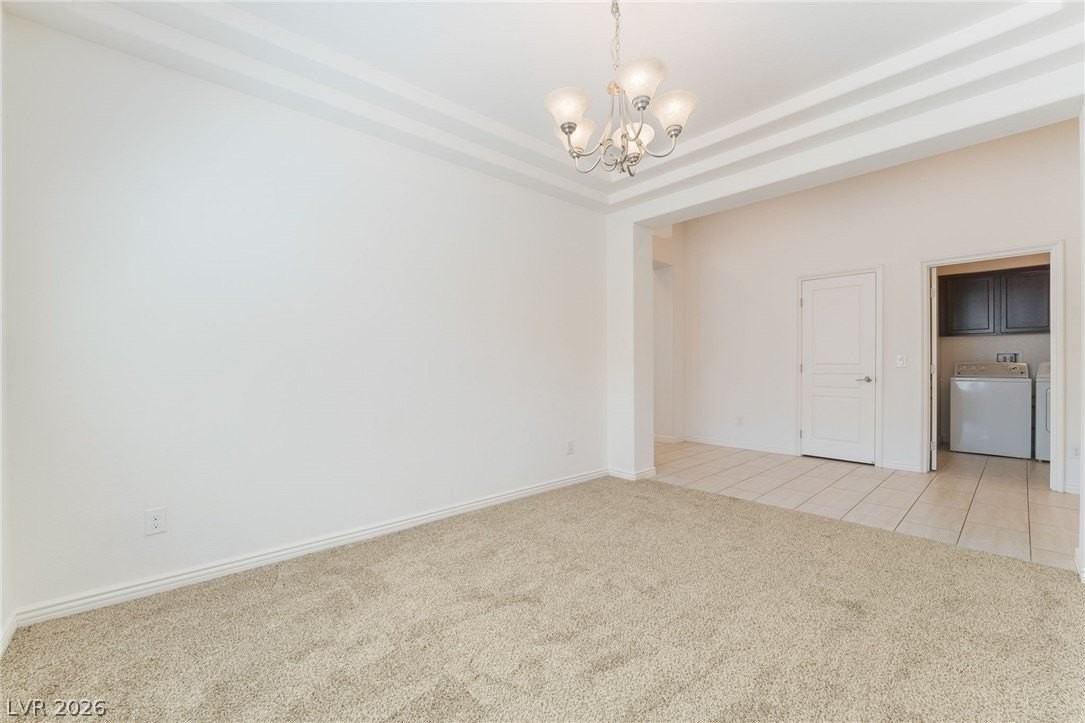 9835 High Alpine St - Photo 5 of 38